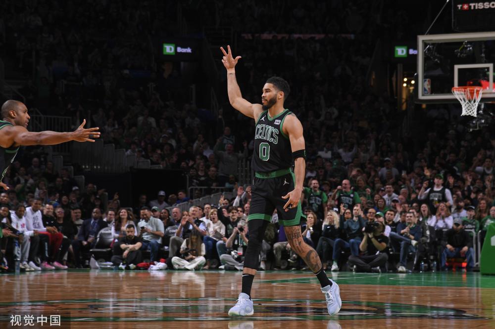 根据以往亚 根据以往亚